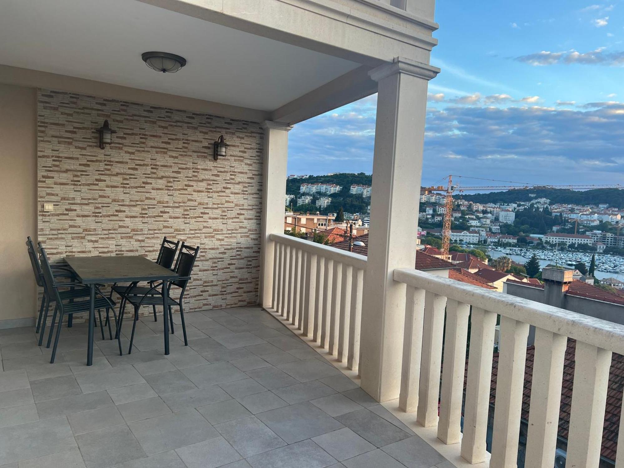 Apartment Violeta 1 With Private Terrace Dubrovnik Bagian luar foto